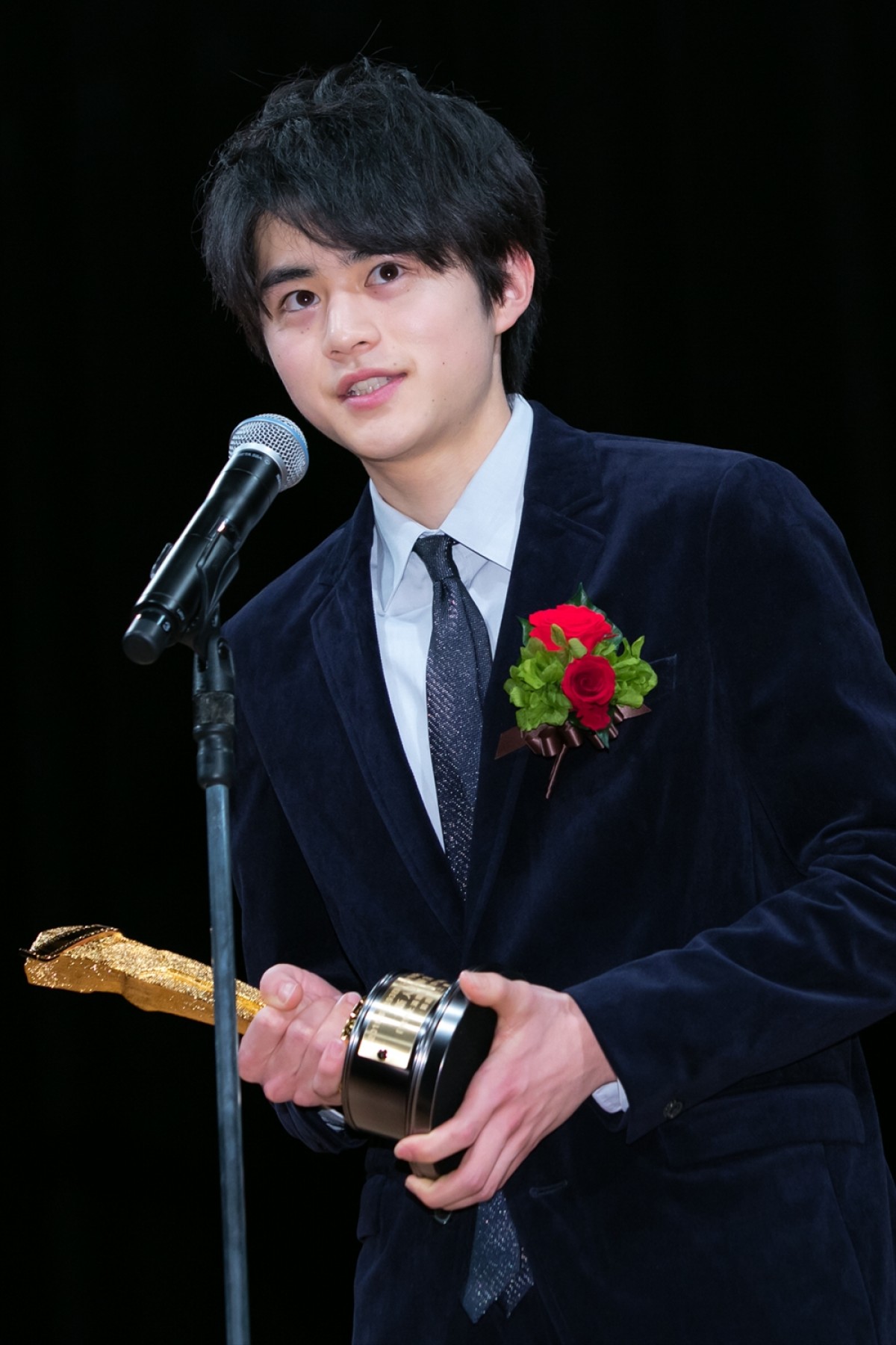 「キネ旬」主演女優賞・瀧内公美、裸で体当たり『火口のふたり』撮影は「毎日湿布貼ってました」