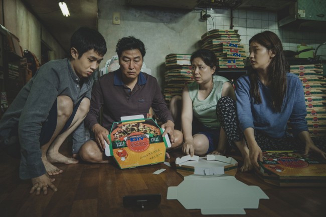 英語版のリミテッドシリーズ企画が進められている韓国映画『パラサイト 半地下の家族』
