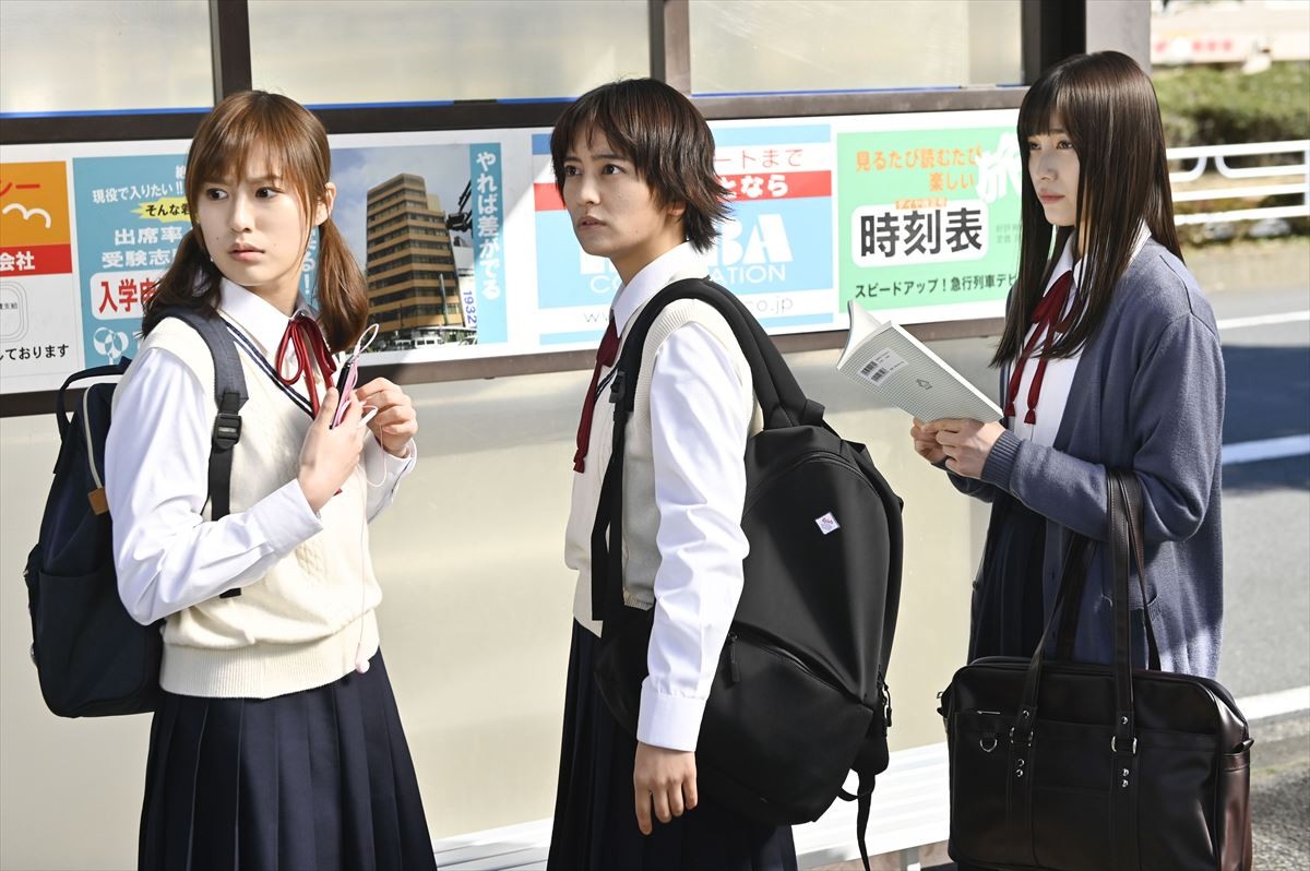 今夜の『女子高生の無駄づかい』小林由依、ちょっかい出した浅川梨奈に“壁ドン”され…