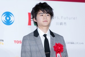 第74回毎日映画コンクールに登場した鈴鹿央士