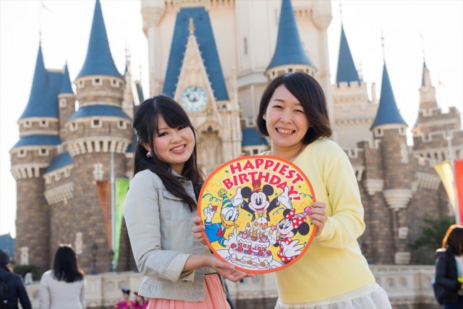 東京ディズニーリゾート アプリでの写真サービス開始 限定デザイン商品も用意 年2月14日 写真 おでかけ クランクイン トレンド