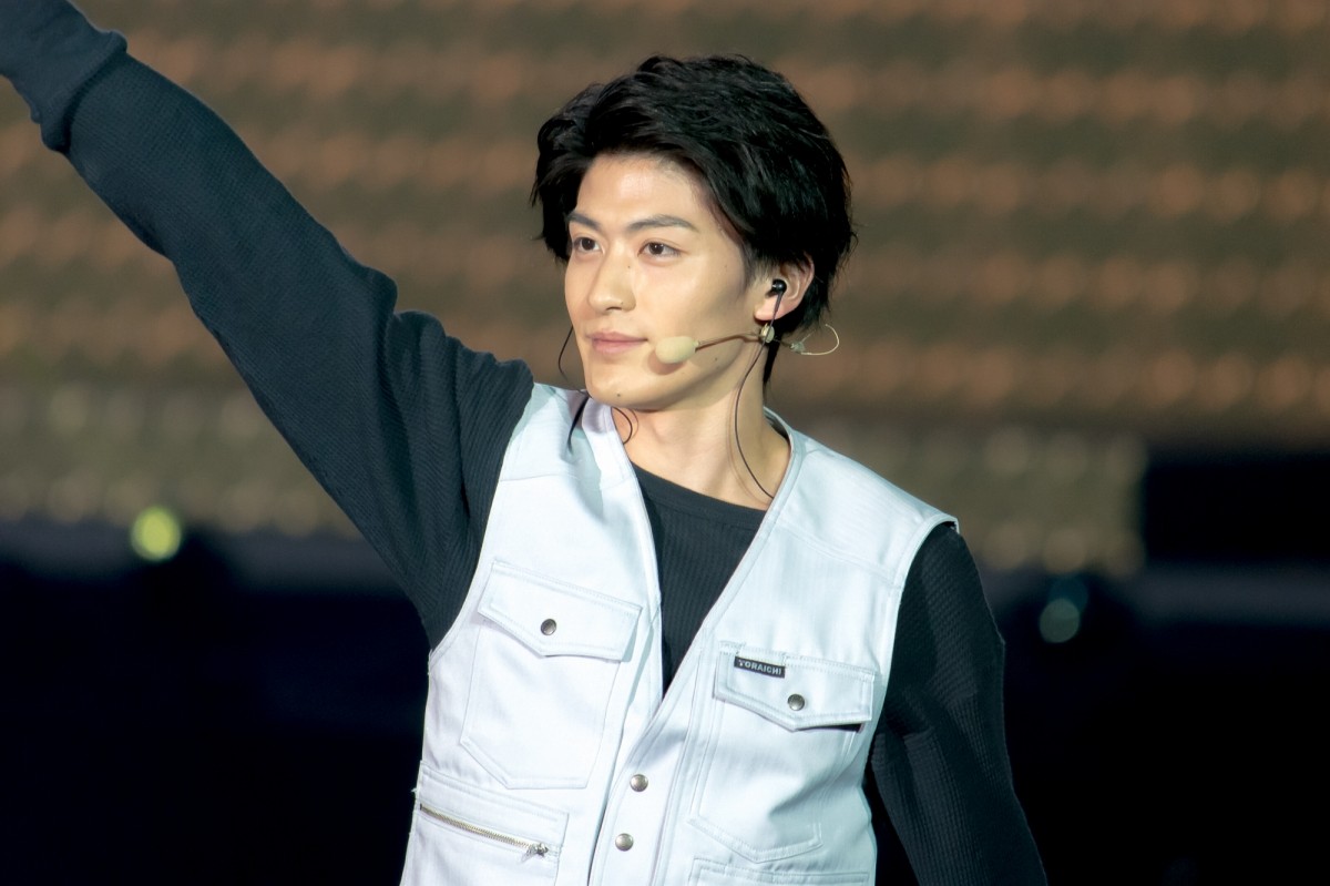 白濱亜嵐、片寄涼太ら『貴族降臨』キャスト集結に大歓声　サプライズでDAIGO登場