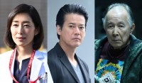 ドラマ特別企画『あまんじゃく 元外科医の殺し屋 最後の闘い』キャストビジュアル（左から）木村多江、主演の唐沢寿明、橋爪功