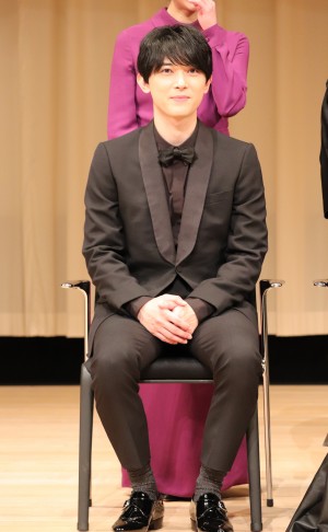 第62回ブルーリボン賞授賞式に登場した吉沢亮