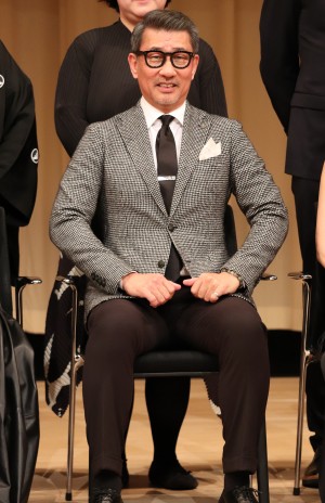 第62回ブルーリボン賞授賞式に登場した中井貴一