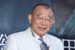 スペシャルドラマ『アメリカに負けなかった男～バカヤロー総理 吉田茂～』テープカットイベントに登場した笑福亭鶴瓶