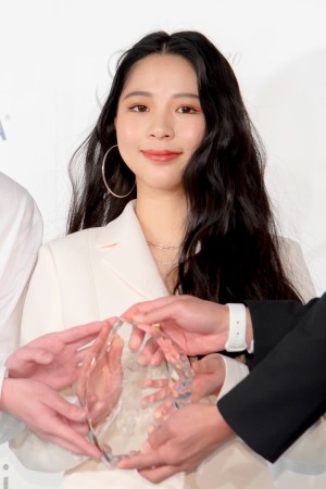 スニーカーベストドレッサー賞 2020 授賞式に登場したミチ