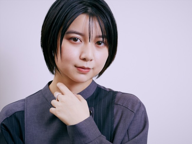 上白石萌歌、20歳の誕生日にファースト写真集『まばたき』を発売
