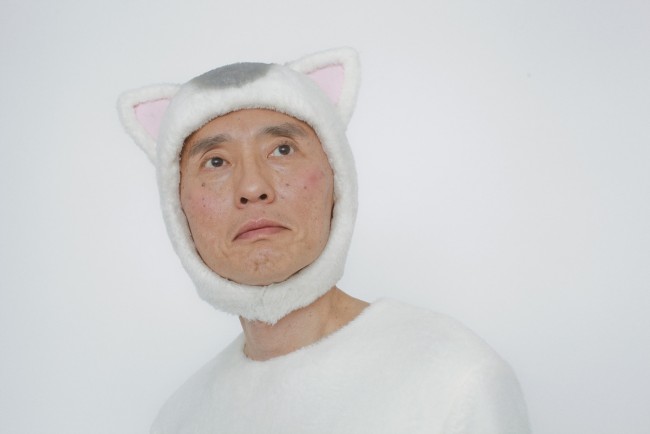ミニドラマ『きょうの猫村さん』で、猫の”猫村さん”を演じる松重豊