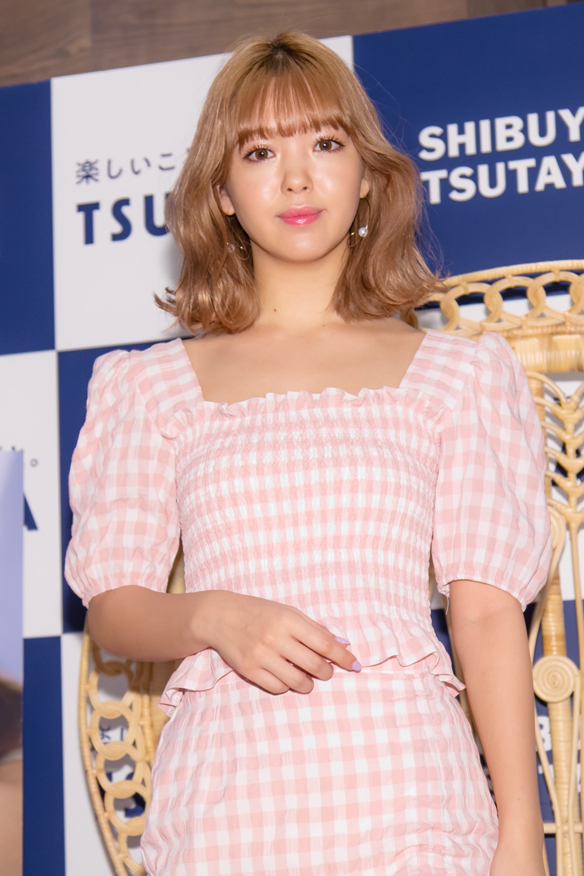 藤田ニコル、写真集のライバルは「田中みな実さんって言ってほしいんでしょ」