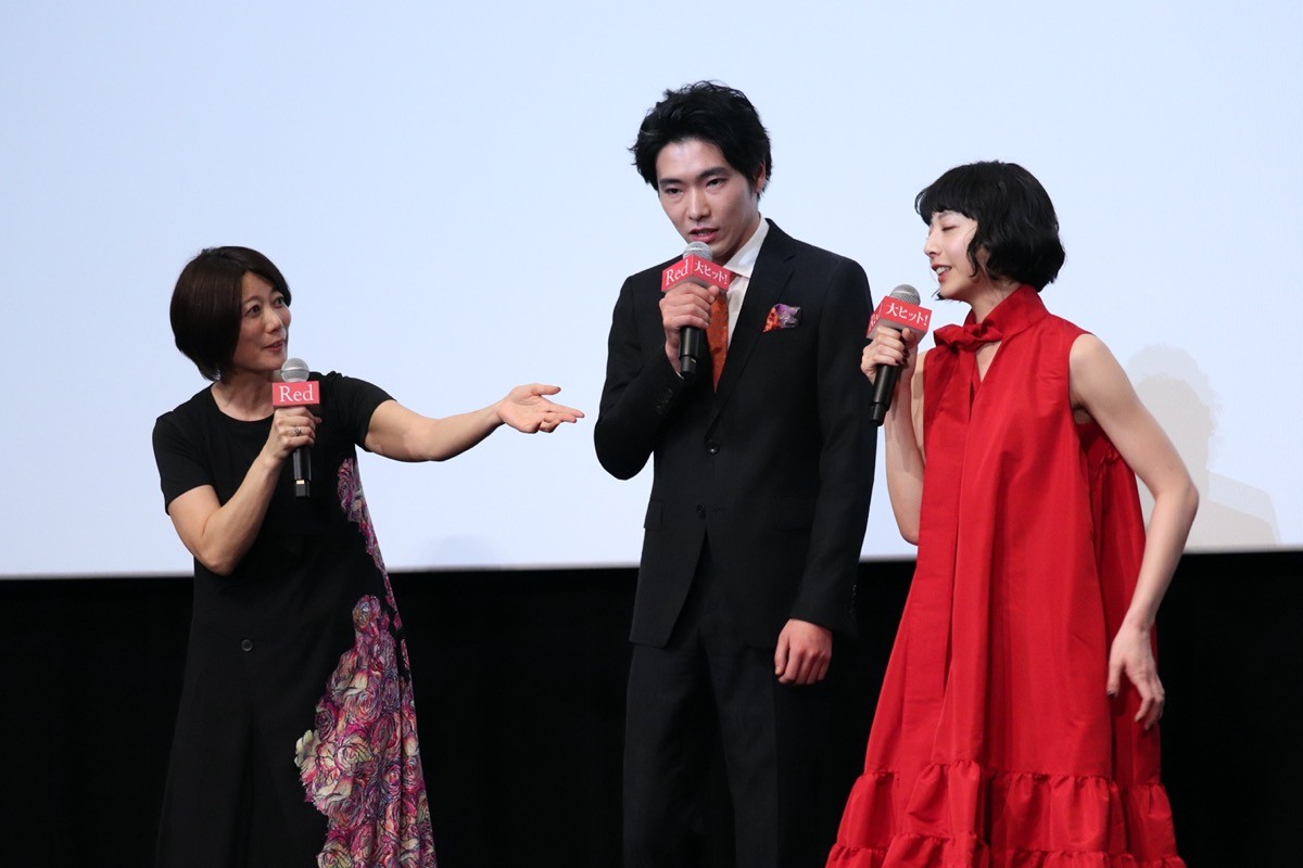 “大胆ベッドシーン演じ切った”夏帆　妻夫木聡ら絶賛「覚悟を持った強い方」
