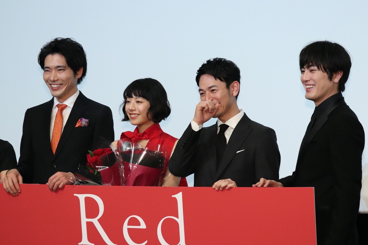 “大胆ベッドシーン演じ切った”夏帆　妻夫木聡ら絶賛「覚悟を持った強い方」