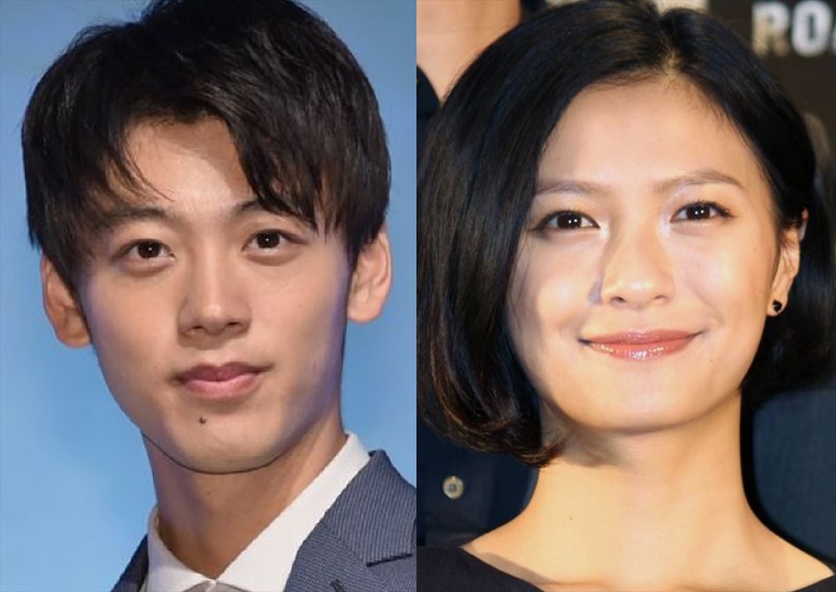(左から)竹内涼真、榮倉奈々