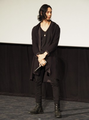 映画しまじろう『しまじろうと　そらとぶふね』舞台挨拶に登場した水嶋ヒロ