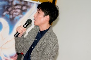 「TEZUKA2020」新作漫画お披露目イベントに登場したカラテカ・矢部太郎