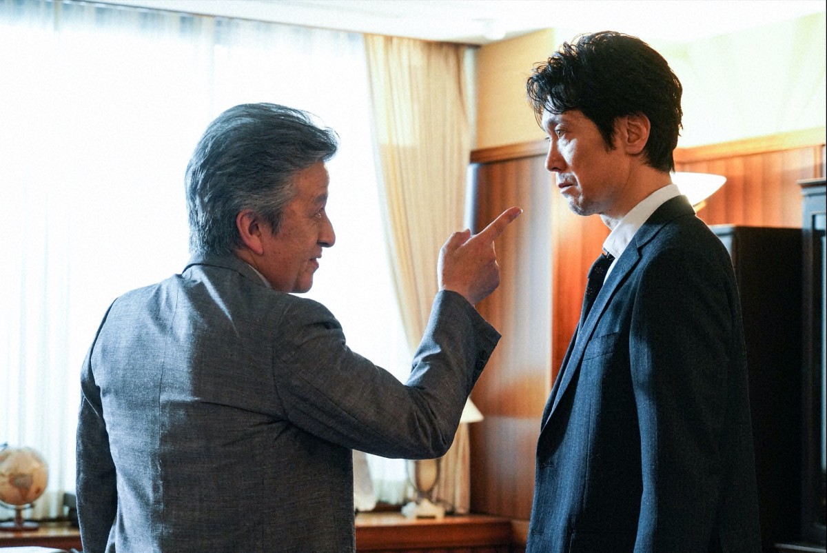 『知らなくていいコト』佐々木蔵之介“編集長”が「カッコ良すぎ」「最高の上司」と話題