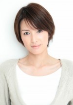 土曜ドラマ『未満警察 ミッドナイトランナー』教官の及川蘭子役の吉瀬美智子