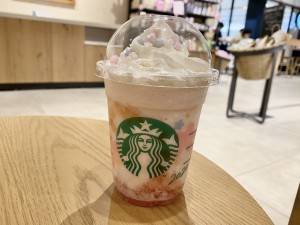 人気チェーン店の春限定“桜ドリンク”