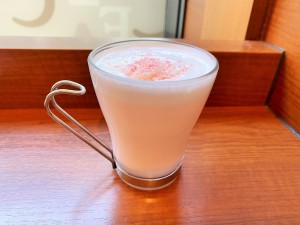 人気チェーン店の春限定“桜ドリンク”