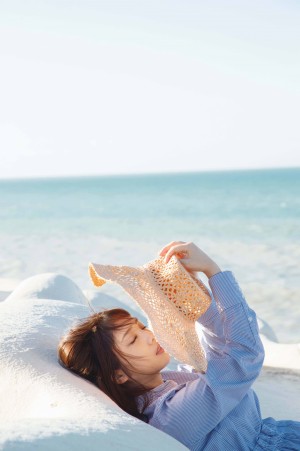 乃木坂46・与田祐希2nd写真集『無口な時間』