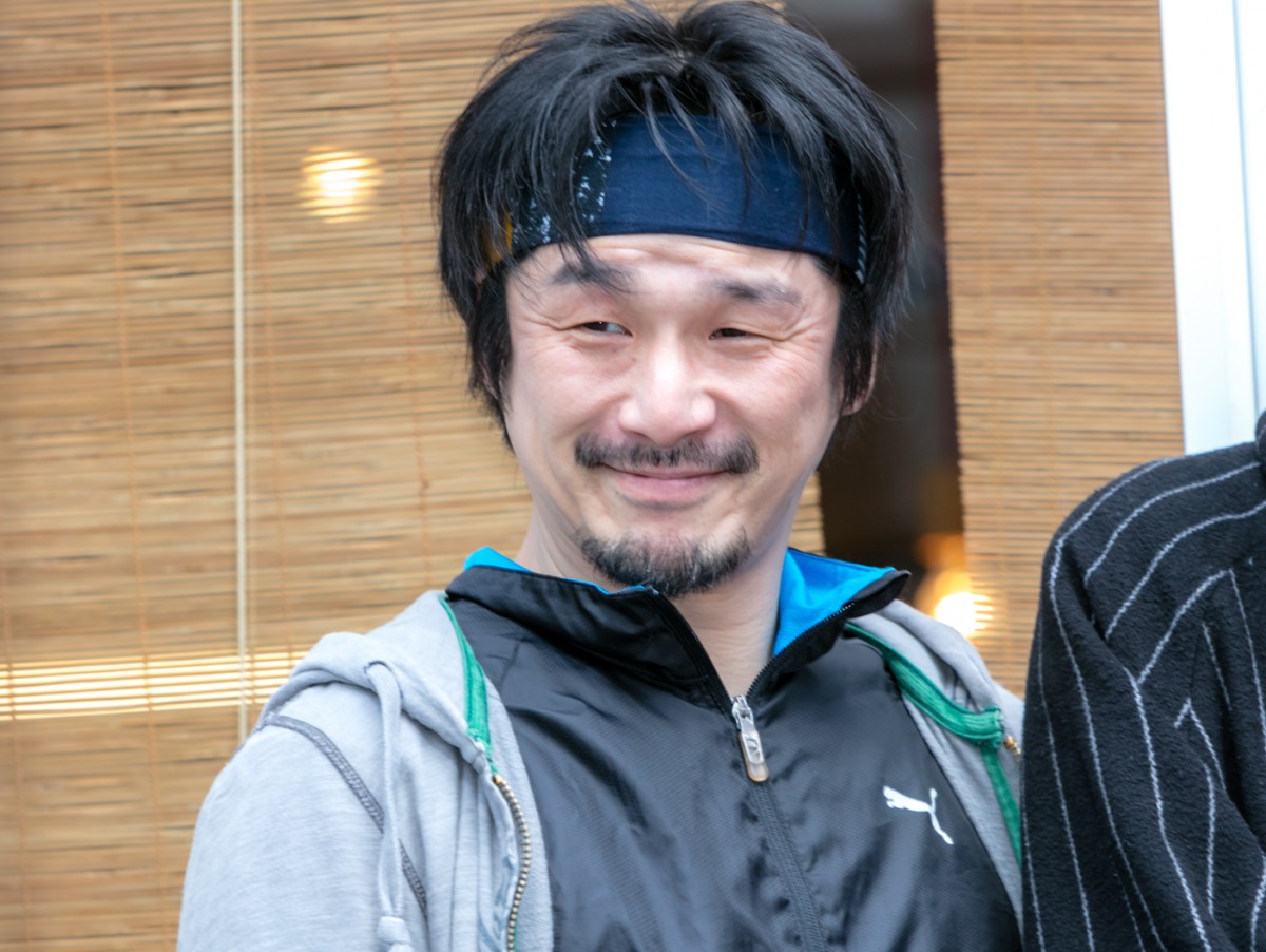 今泉佑唯、鋭い視線で激しい殺陣シーンを披露 『あずみ～戦国編～』稽古公開