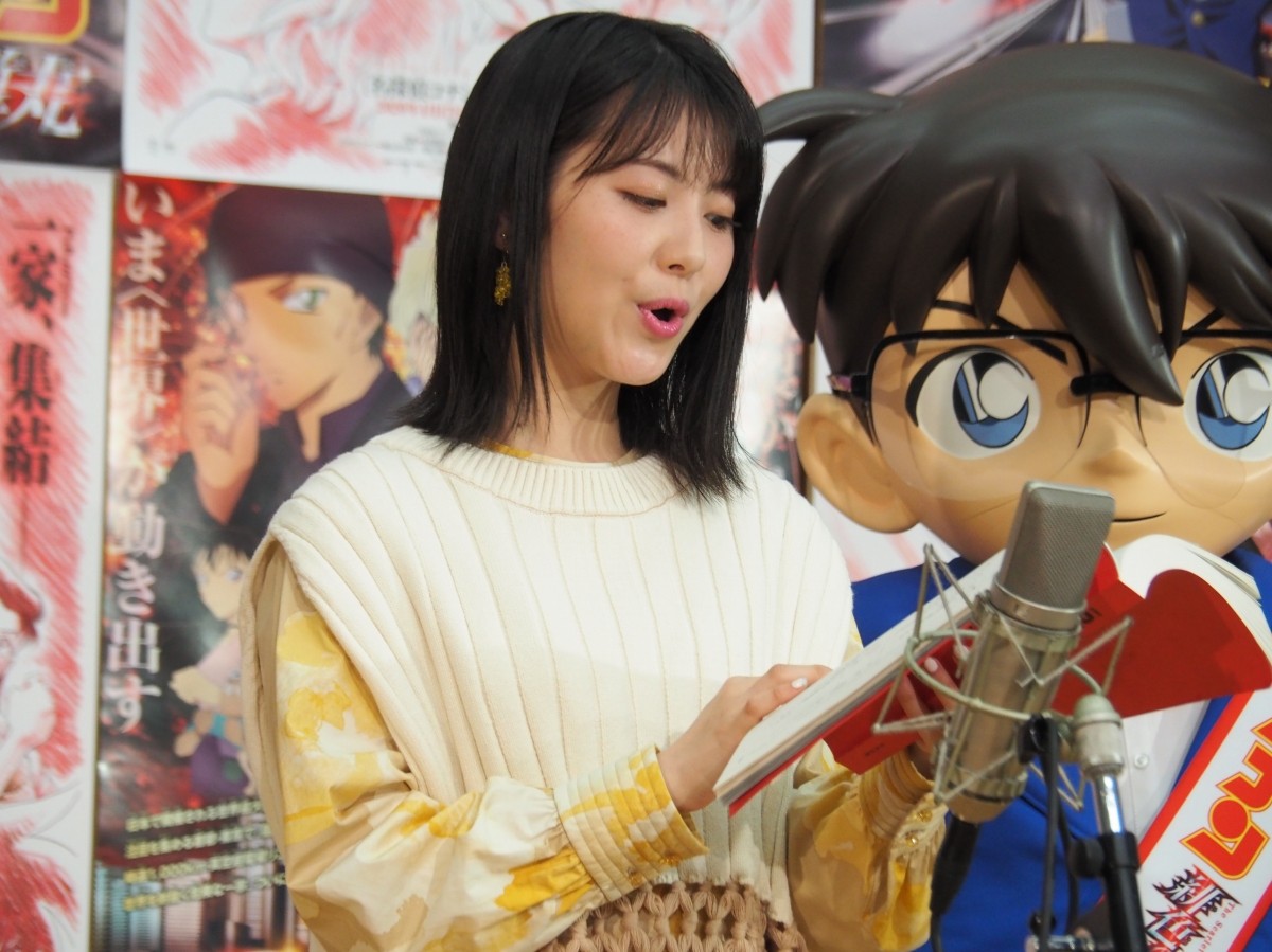 浜辺美波、初の公開アフレコに憧れの声優登場で「汗が止まらない！」