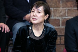 映画『一度も撃ってません』完成報告会に登場した桃井かおり