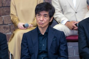 映画『一度も撃ってません』完成報告会に登場した佐藤浩市