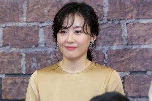 映画『一度も撃ってません』完成報告会に登場した前田亜季