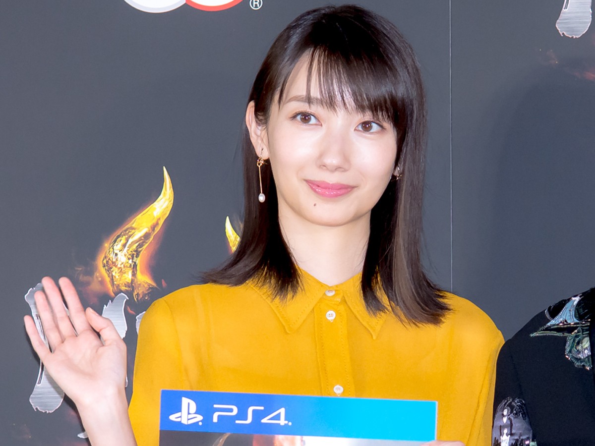 波瑠、ゲームは“日課”「仲間が絶対にいるバーに行くみたいな感じ」