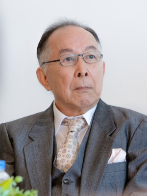 映画『お終活　熟春！人生、百年時代の過ごし方』製作発表記者会見に登場した橋爪功