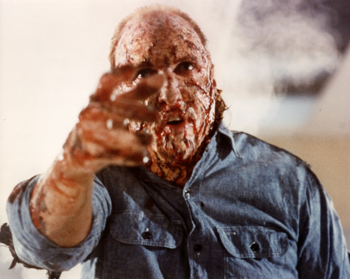 ホラー・マニアックス第12期『殺人魚フライングキラー』『ドッグ・ソルジャー』『フェノミナ』など8作品