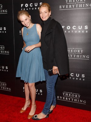 ユマ・サーマンと娘のマヤ・ホーク（2014年ごろ）