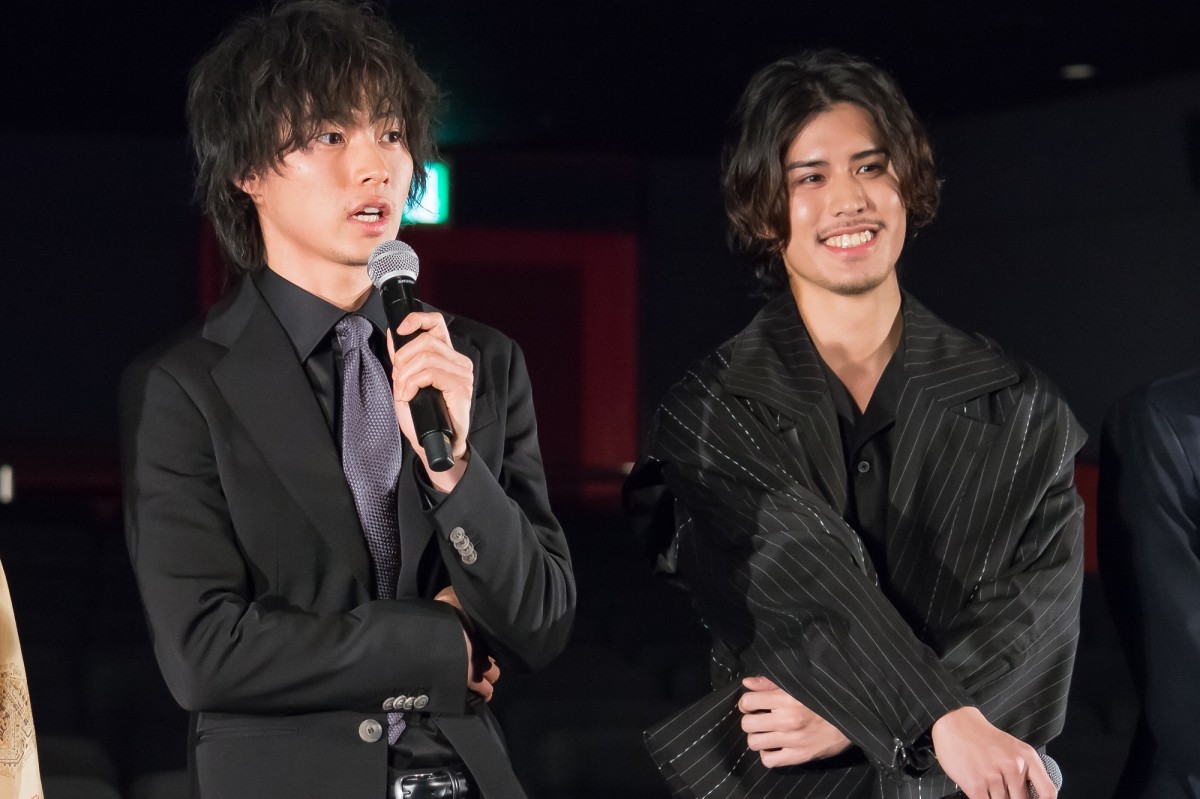 山崎賢人、無観客の劇場に複雑な心境明かす「お客さんのいない劇場は本当に寂しい」