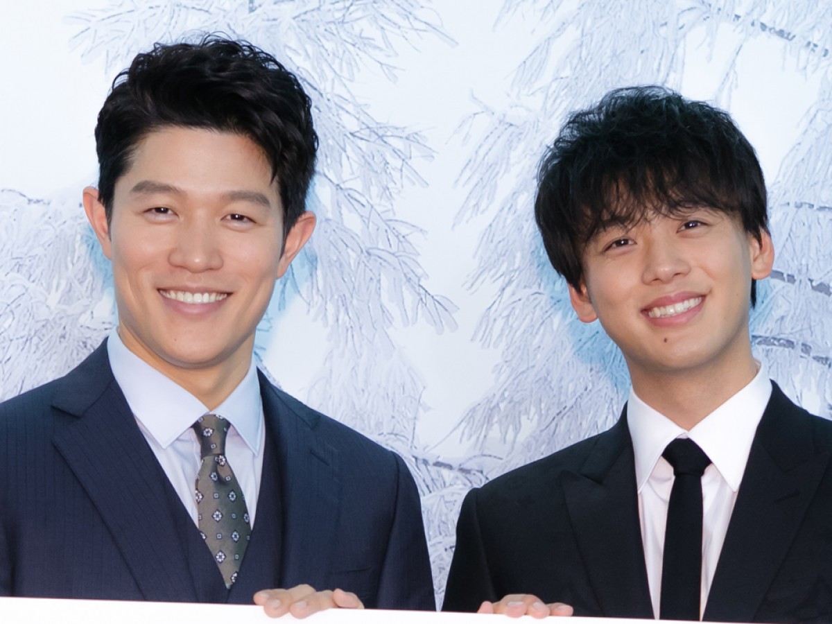 日曜劇場『テセウスの船』に出演した(左から)鈴木亮平、竹内涼真
