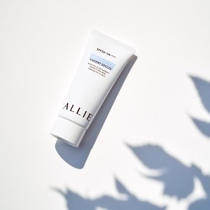 「ALLIE」ひんやりUVジェルが登場！　べたつきにくい涼やかな香りの日焼け止め