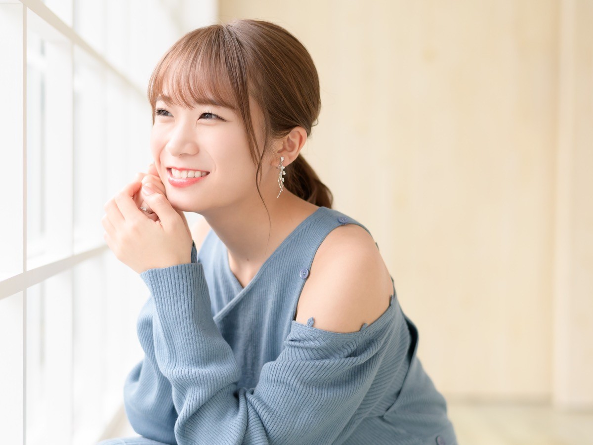 乃木坂46・秋元真夏、小学生時代から「“ぶりっ子”とイジられて」 愛されキャラのコミュニケーション術