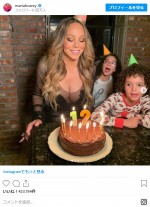 マライア・キャリー、50歳の誕生日をお祝い　※「マライア・キャリー」インスタグラム