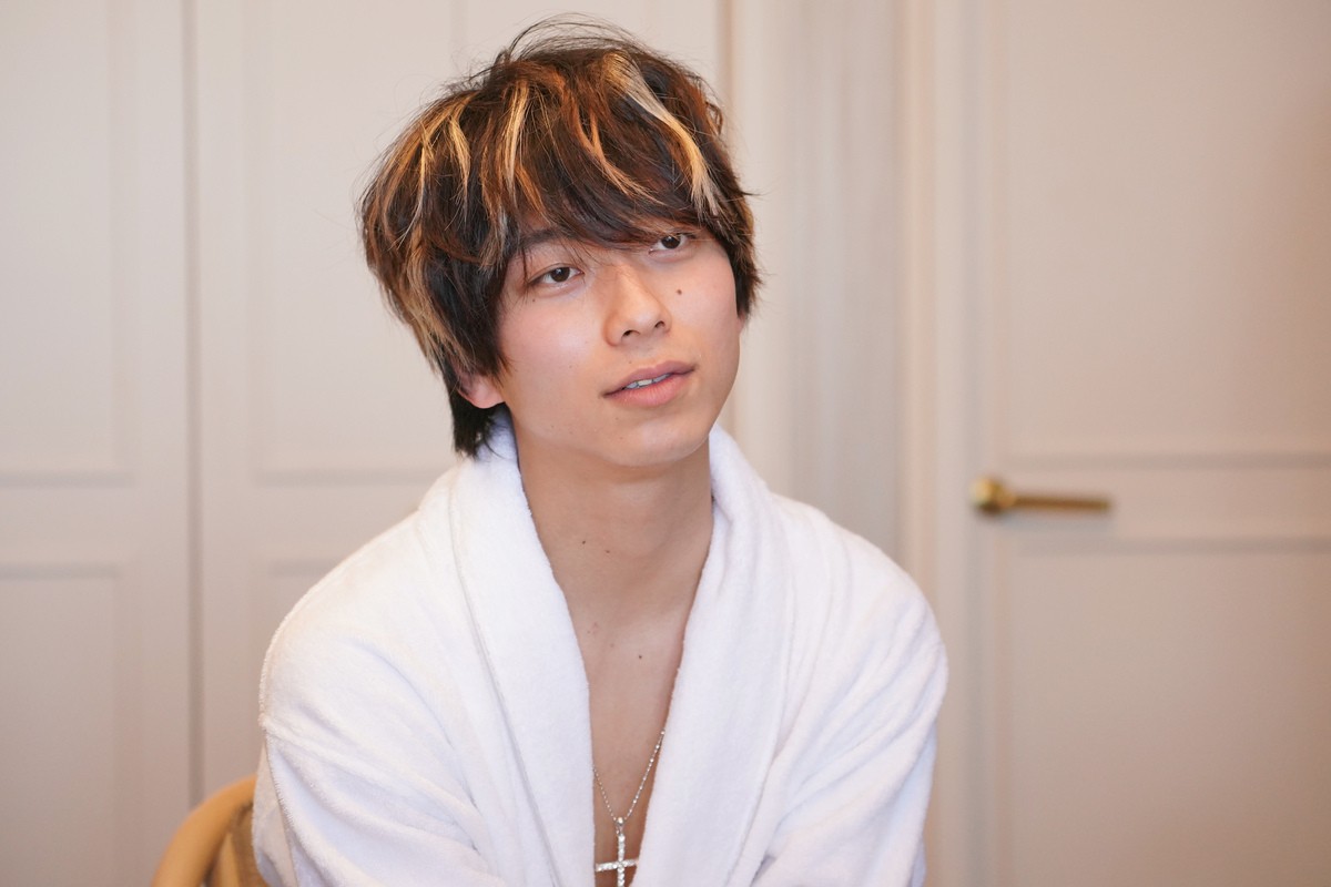 『月曜から夜ふかし』の“セクシーお姉さん”青山めぐ、“死体”役でドラマ『美食探偵』出演