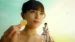 川口春奈が出演　カルビー　ポテトデラックス新CM『ハルナデラックス』篇