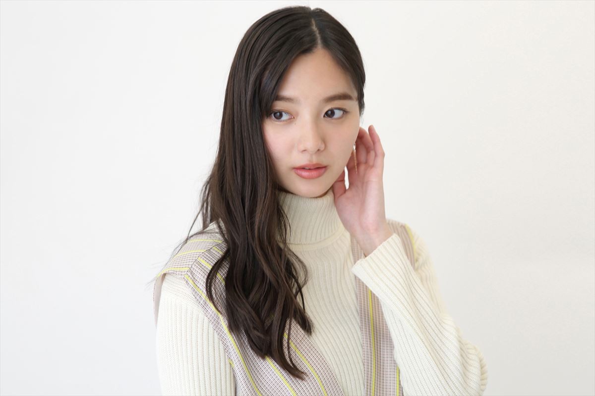 新川優愛、プライベートでは新婚　“不倫される妻”役に「家に帰ると“幸せだな”って」