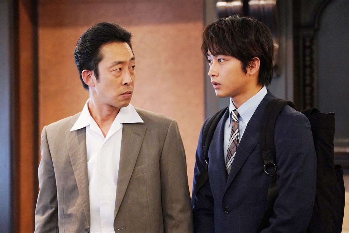 今夜スタート『美食探偵 明智五郎』中村倫也が“超変わり者探偵”に　浮気調査を依頼されるも…
