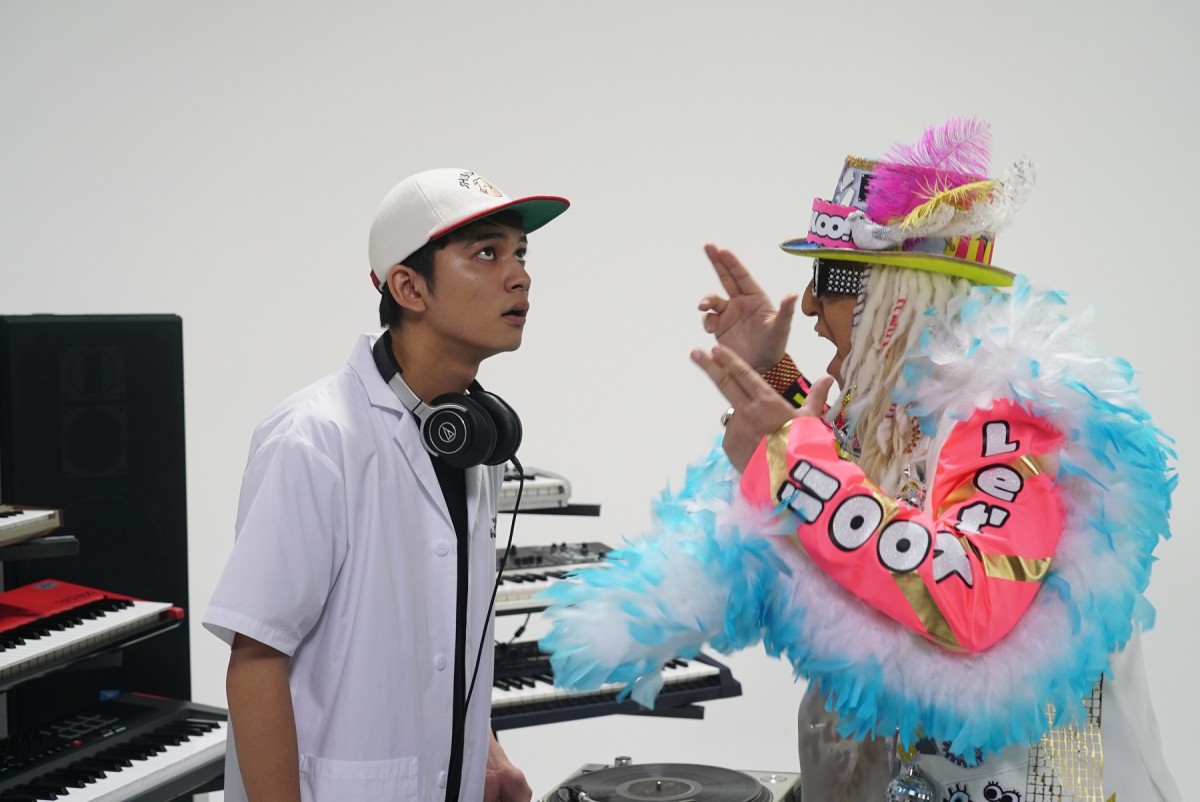 『とんかつDJアゲ太郎』DJ KOOが本人役で映画初出演！ バイブス最高潮の特別映像解禁