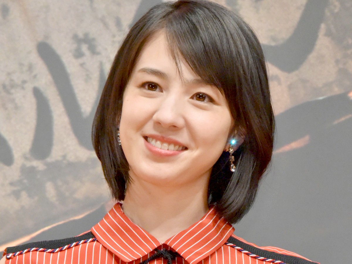 桜庭ななみ、27歳大人の美しさ「正統派美人」「うっとり」