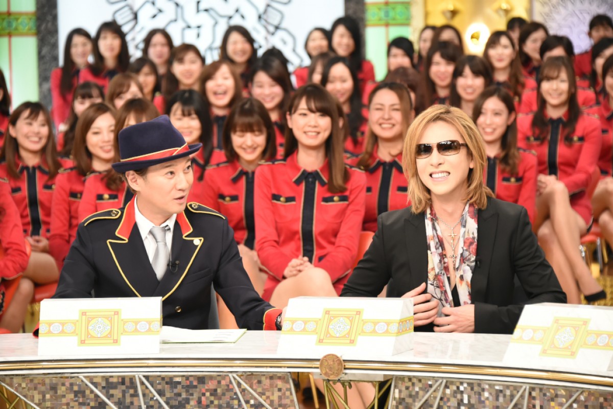 再編集で放送される『中居正広のキンスマスペシャル』での(左から)中居正広とYOSHIKI