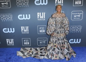 シンシア・エリヴォ