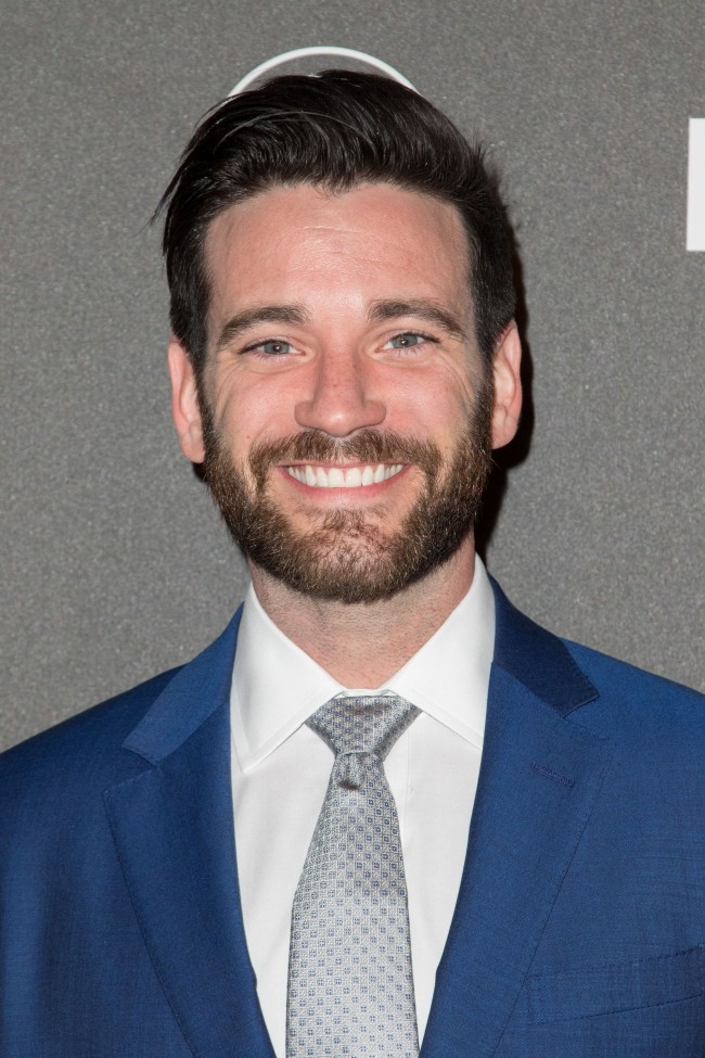 Colin Donnell　コリン・ドネル