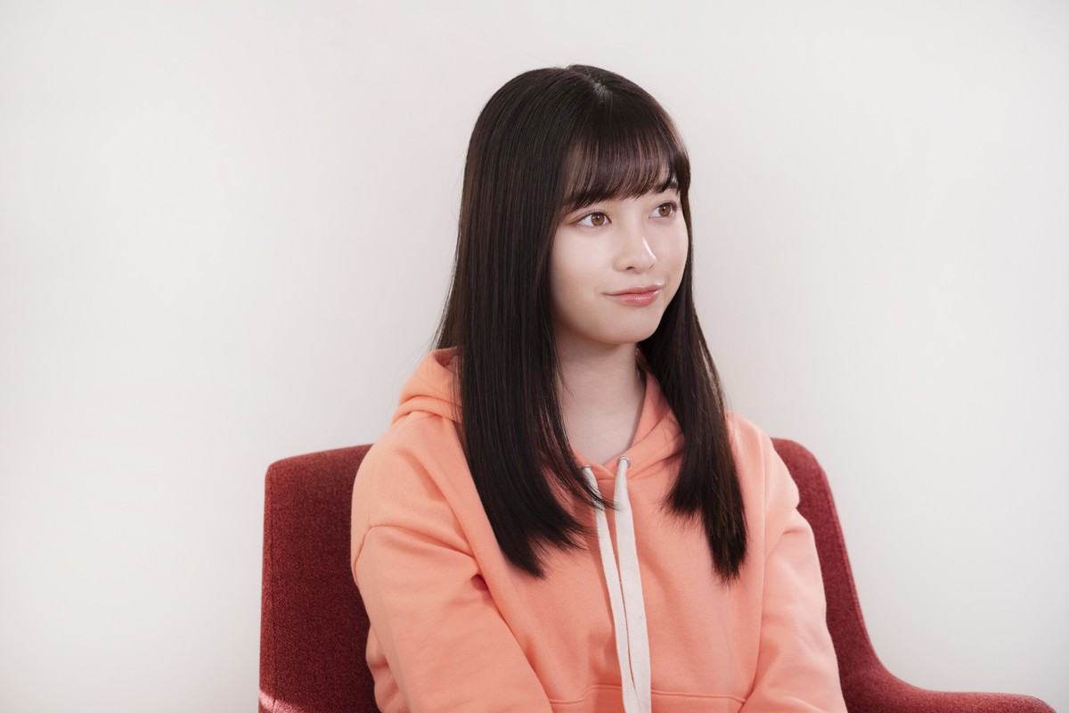 橋本環奈、“ビックリ”＆“照れ”…レア顔連発　衝撃を受けたマンガも告白