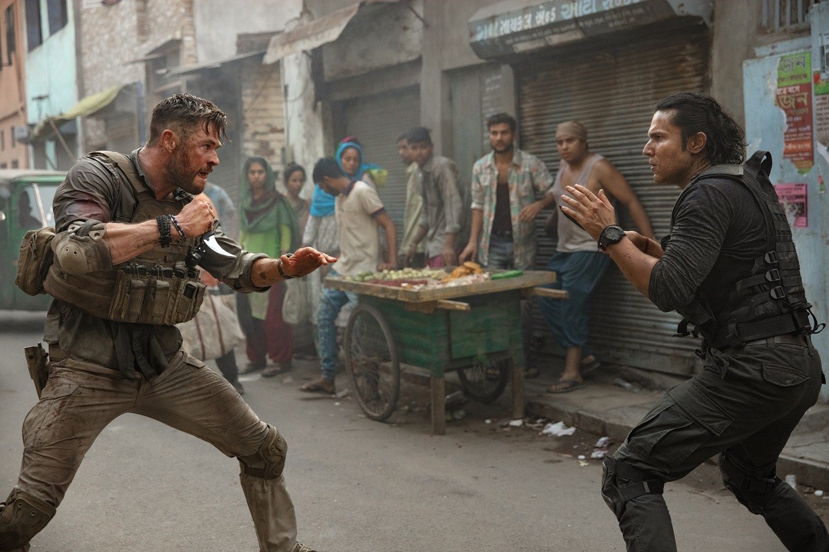 Netflix映画『タイラー・レイク -命の奪還-』クリス・ヘムズワースが限界アクションに挑む!