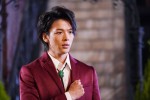 【写真】『美食探偵 明智五郎』 中村倫也の制服姿にネット興奮